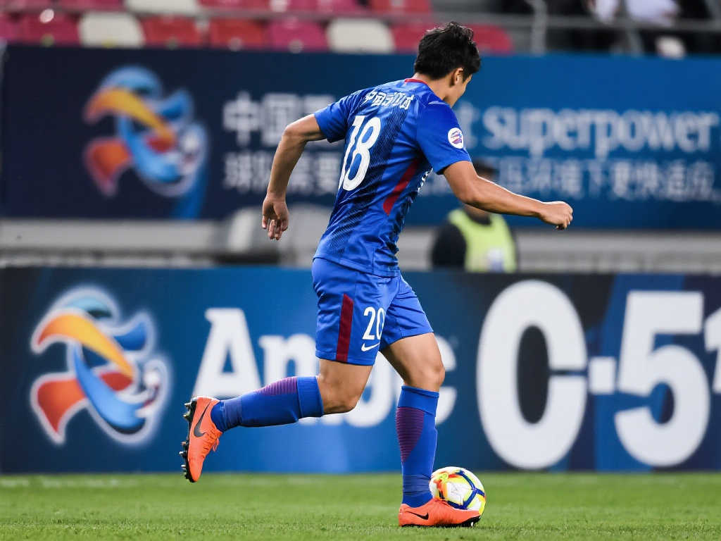 显示了他在 显示了他在