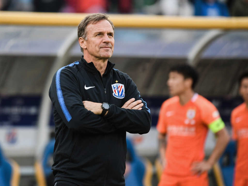 则被安踏 则被安踏