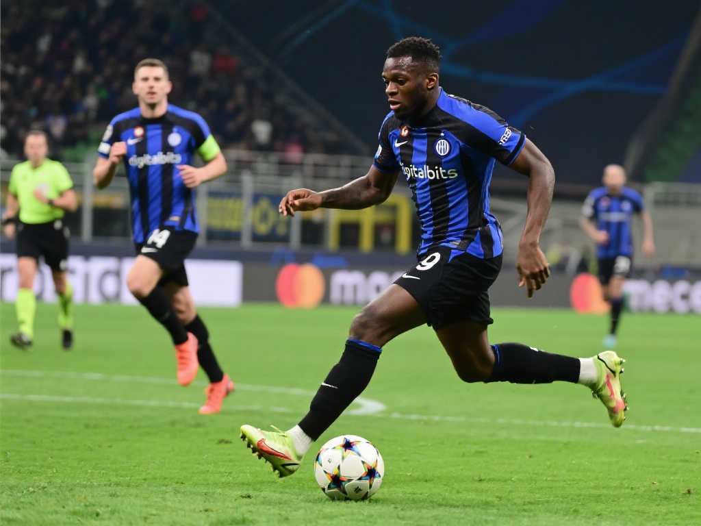 不见经传 不见经传